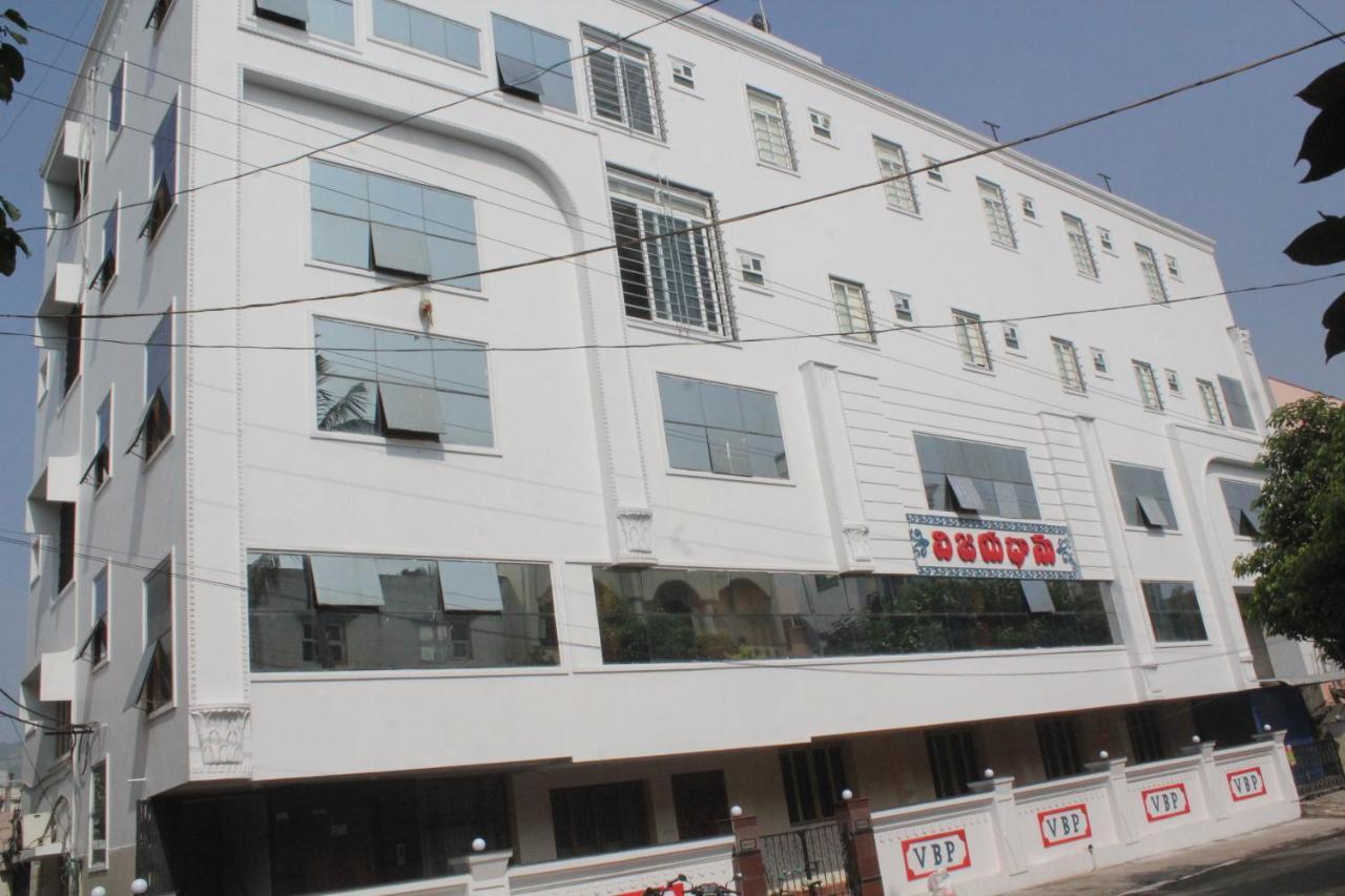 Hotel O Vb Grand Visakhapatnam Exterior photo